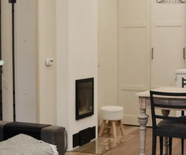 Vaksali Apartment!